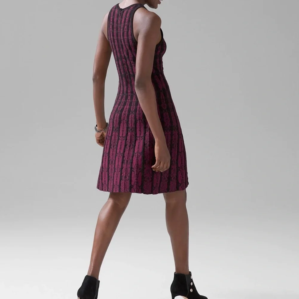 ⭐️NEW⭐️White House Black Market (WHBM) Sleeveless Python-Print Sweater Dress - Picture 6 of 13